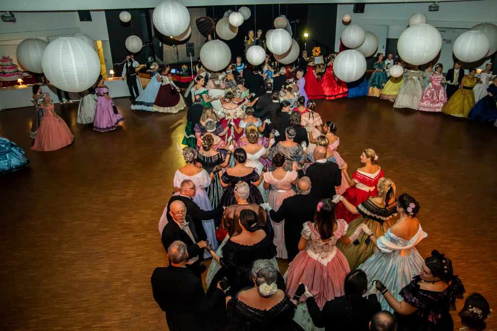 Bal Impérial à Napoléonville, Bal Second Empire du 19ème siècle à Pontivy