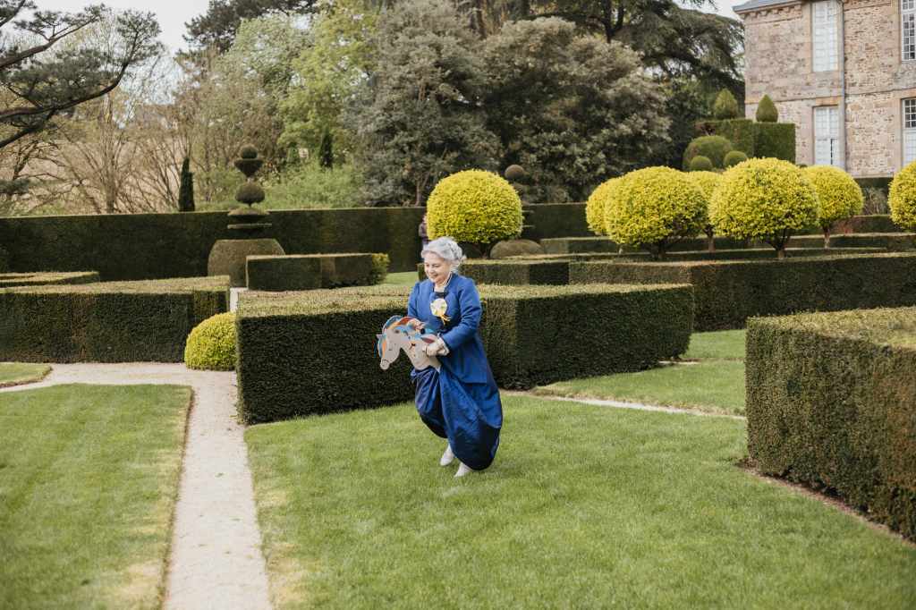 Un tournoi et une garden party chez les Bridgerton au château de la Ballue