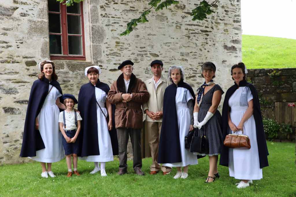Costumes années 40, seconde guerre mondiale pour les 80 ans de la libération de la ville de Pontivy.