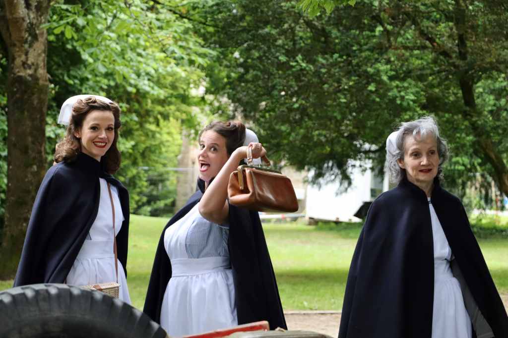 Costumes années 40, seconde guerre mondiale pour les 80 ans de la libération de la ville de Pontivy.