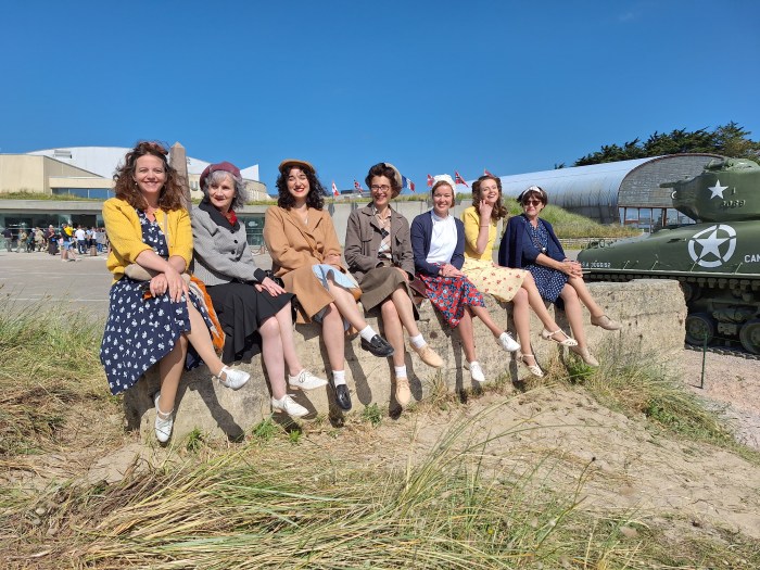 Crinolines & Cie aux 80 ans du débarquement en Normandie