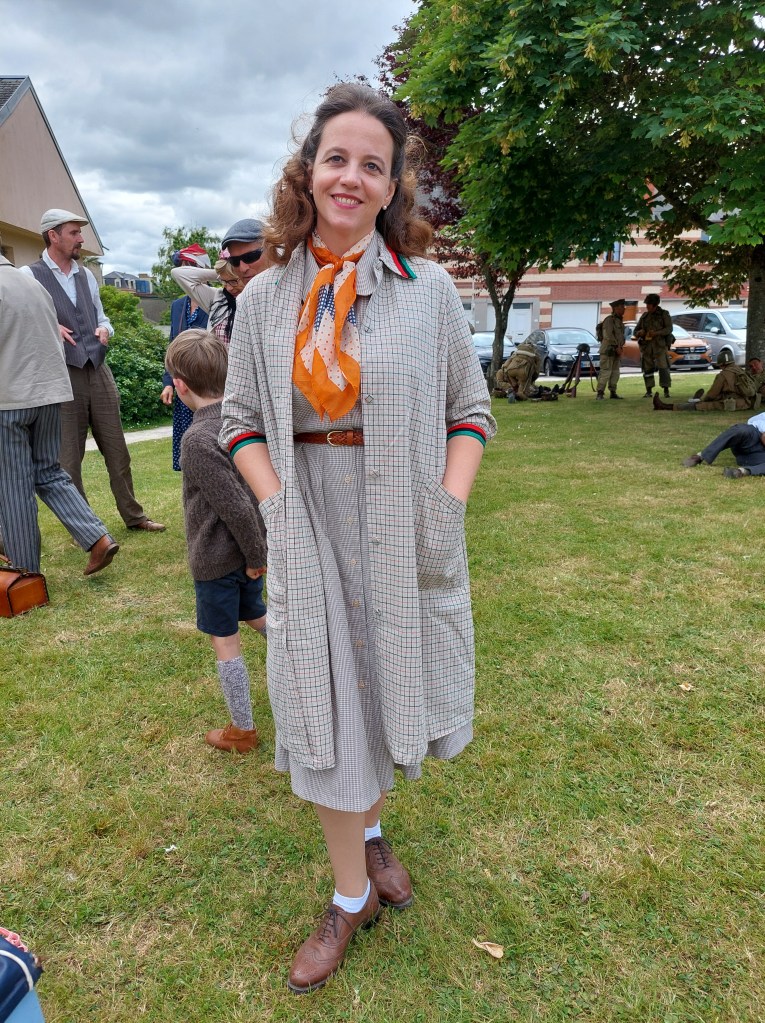 Crinolines et Cie en costume années 40 pour les 80 ans du débarquement en Normandie