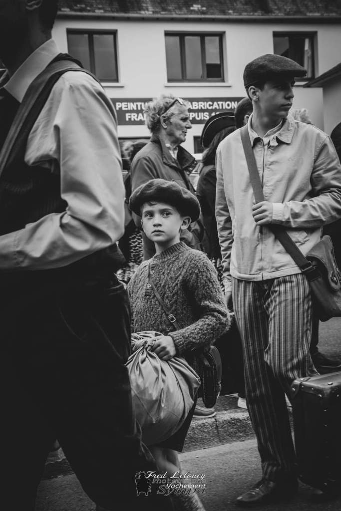 Crinolines et Cie en costume années 40 pour les 80 ans du débarquement en Normandie