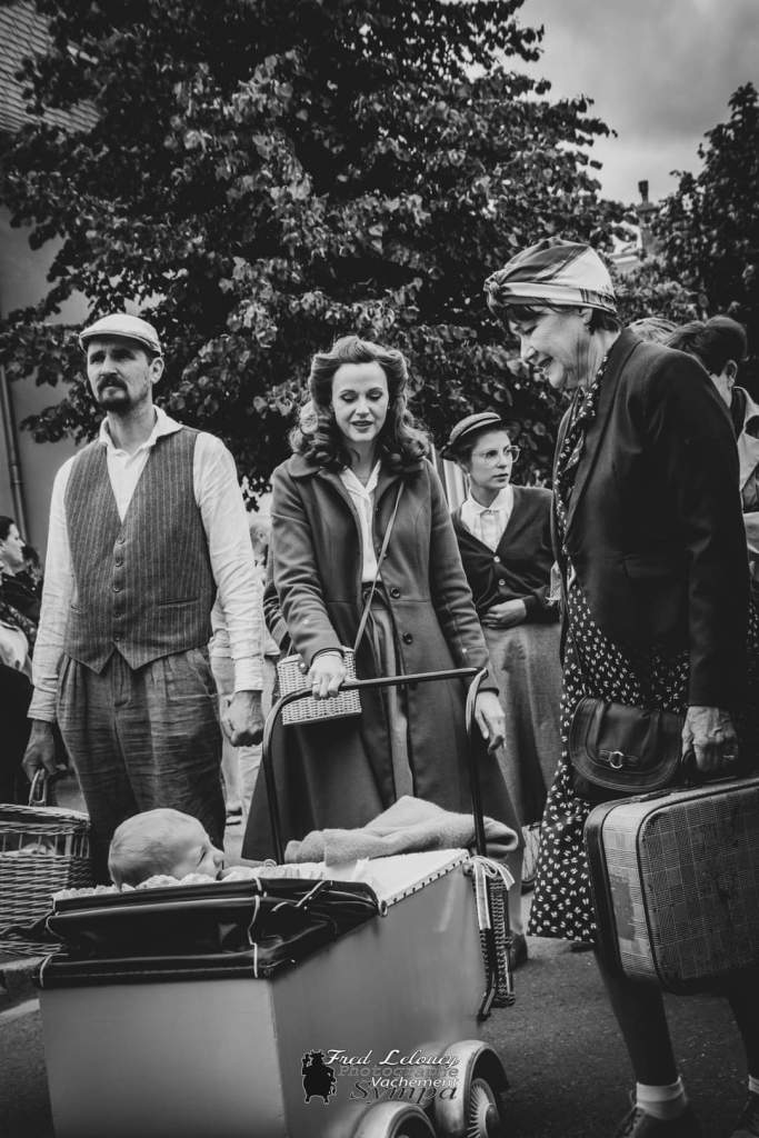 Crinolines et Cie en costume années 40 pour les 80 ans du débarquement en Normandie