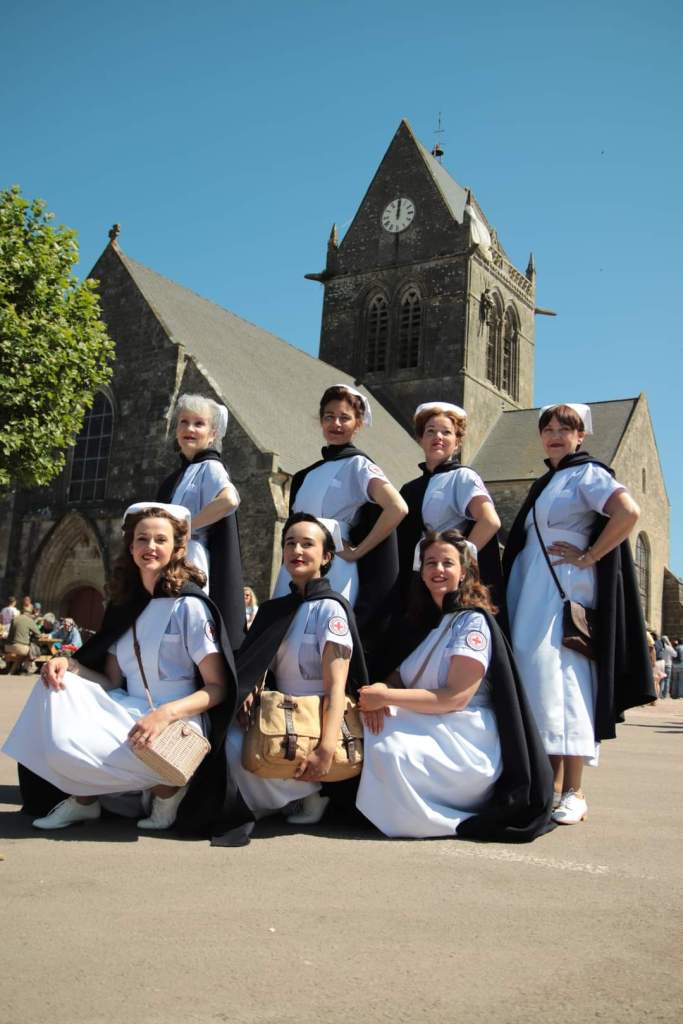 Crinolines et Cie en costume années 40 pour les 80 ans du débarquement en Normandie