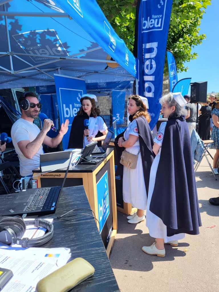 Crinolines et Cie en costume années 40 pour les 80 ans du débarquement en Normandie