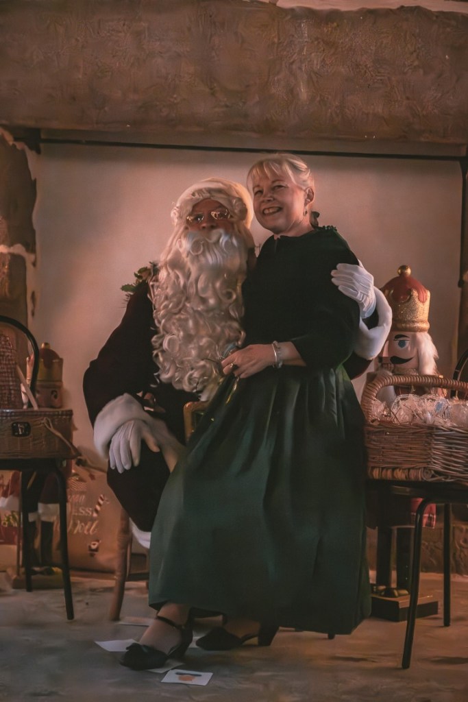 Le goûter de Noël 2024 de l'association Crinolines & Cie