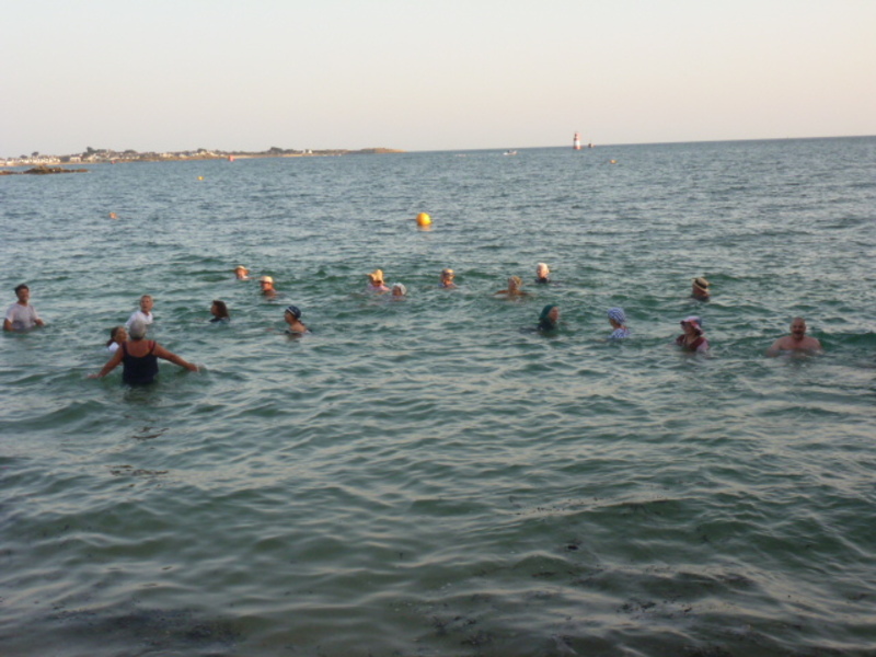 Costumes de bain 1900 sur la Grande Plage de Port-Louis