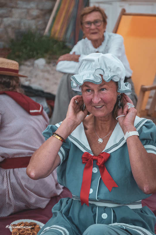 Costumes de bain 1900 sur la Grande Plage de Port-Louis