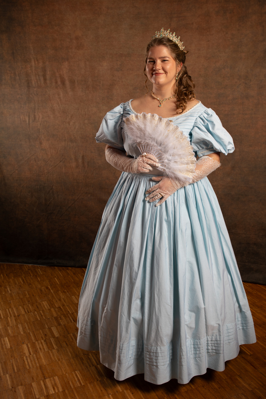 Bal de Noël à Napoléonville avec les membres de Crinolines & Cie en costumes historiques