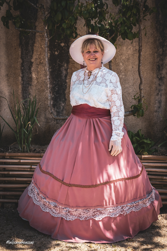 Goûter impérial en costume historique en l'honneur de l'impératrice Eugénie