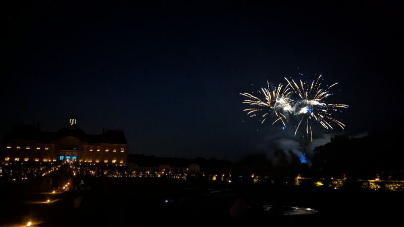 Feu d’artifice au château de Vaux-le-Vicomte de nuit 